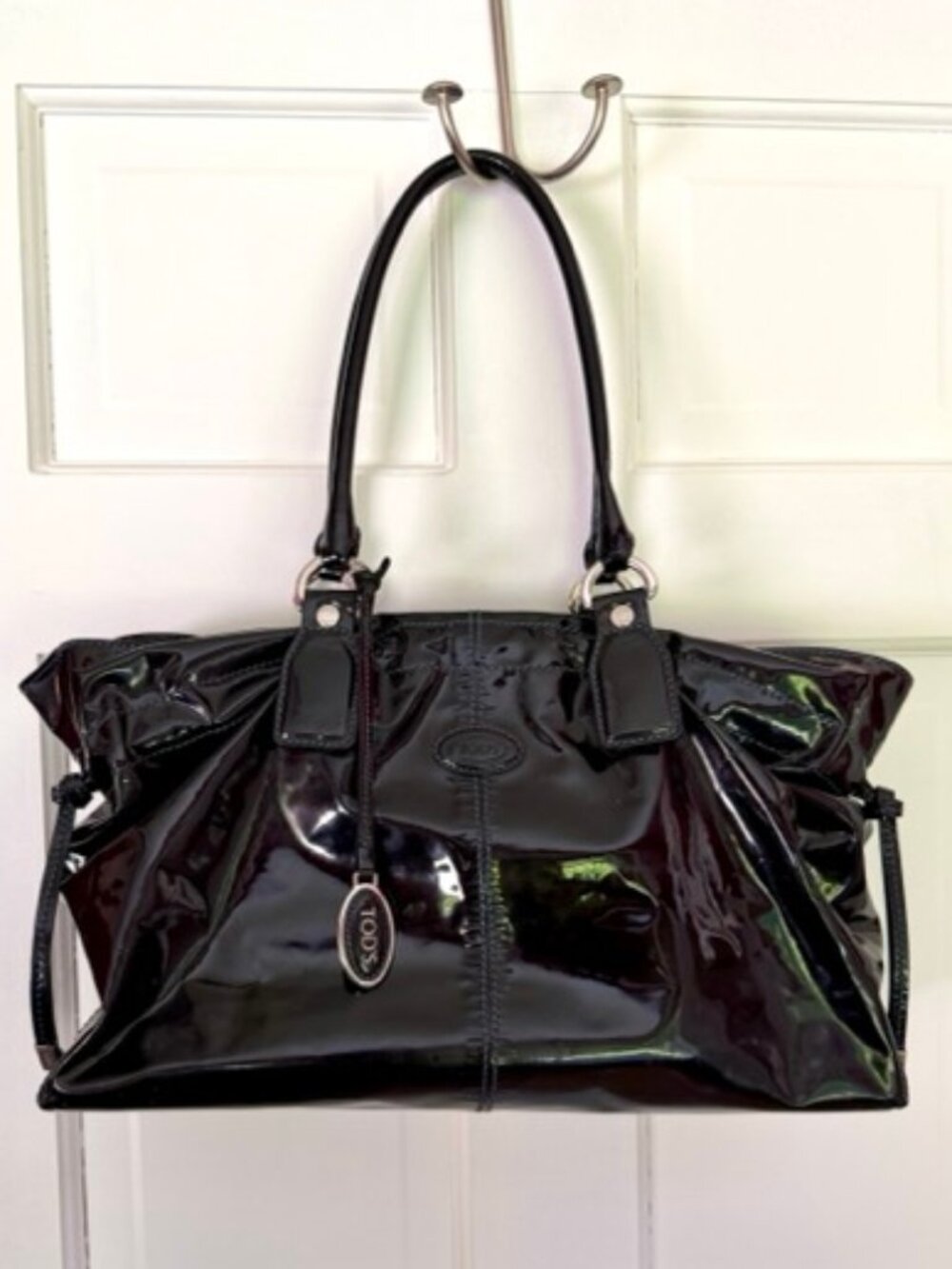 AUTHENTIC Italian Designer Tod's D Bag in Navy Patent Leather